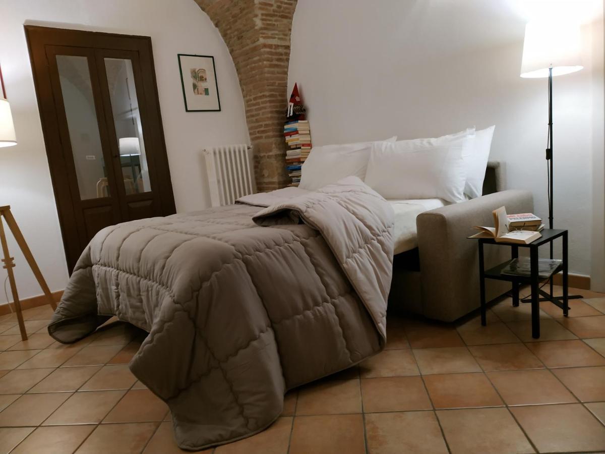 Bed And Breakfast In Piazza Orazio Venosa Εξωτερικό φωτογραφία